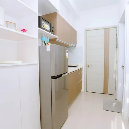 Cebu Staycation Minimalist Studio With Rooftop Pool And Netflix Exterior photo