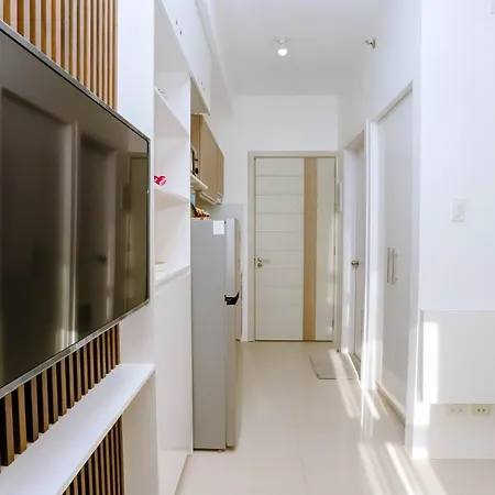 Cebu Staycation Minimalist Studio With Rooftop Pool And Netflix Exterior photo